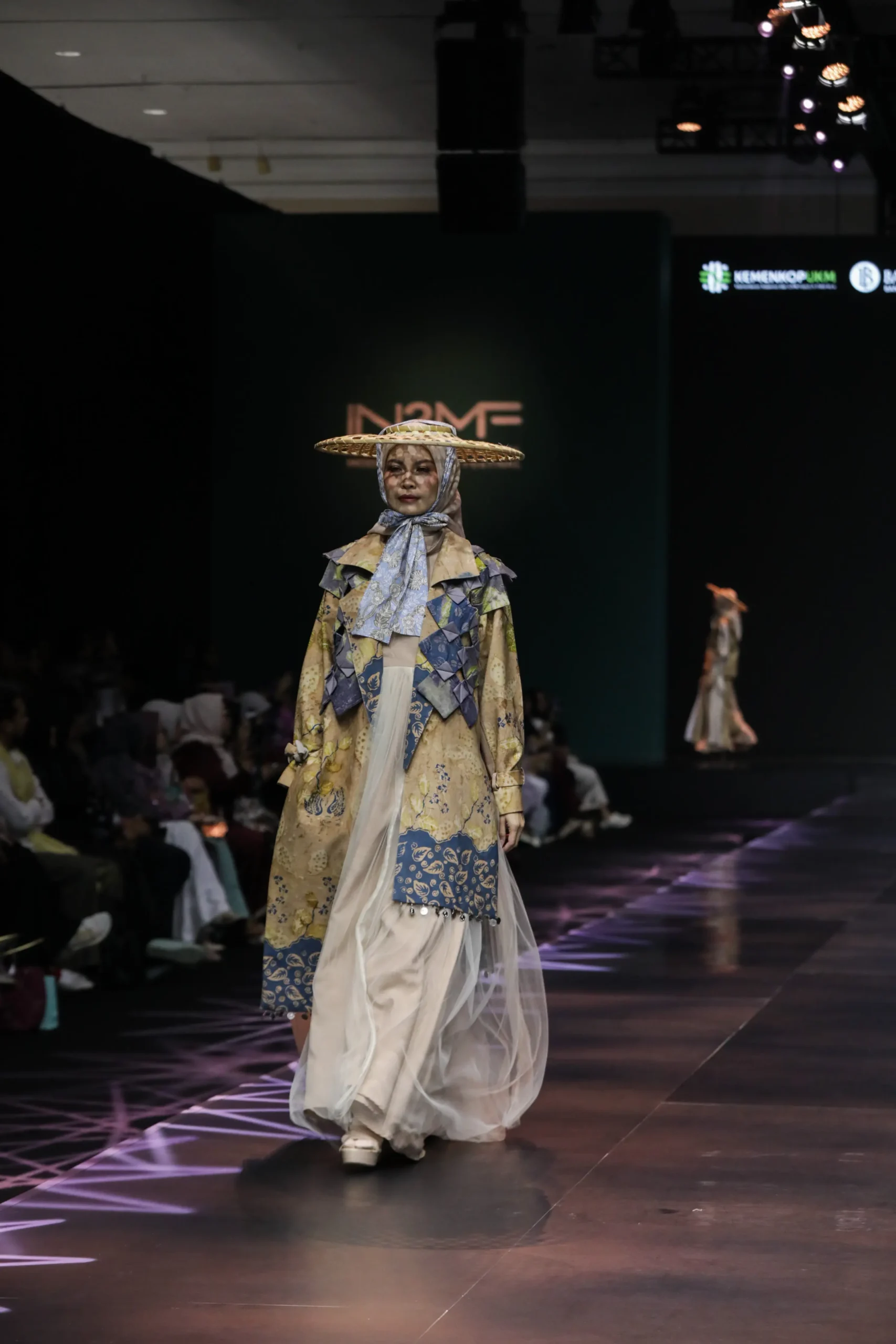 IN2MF - Look 2