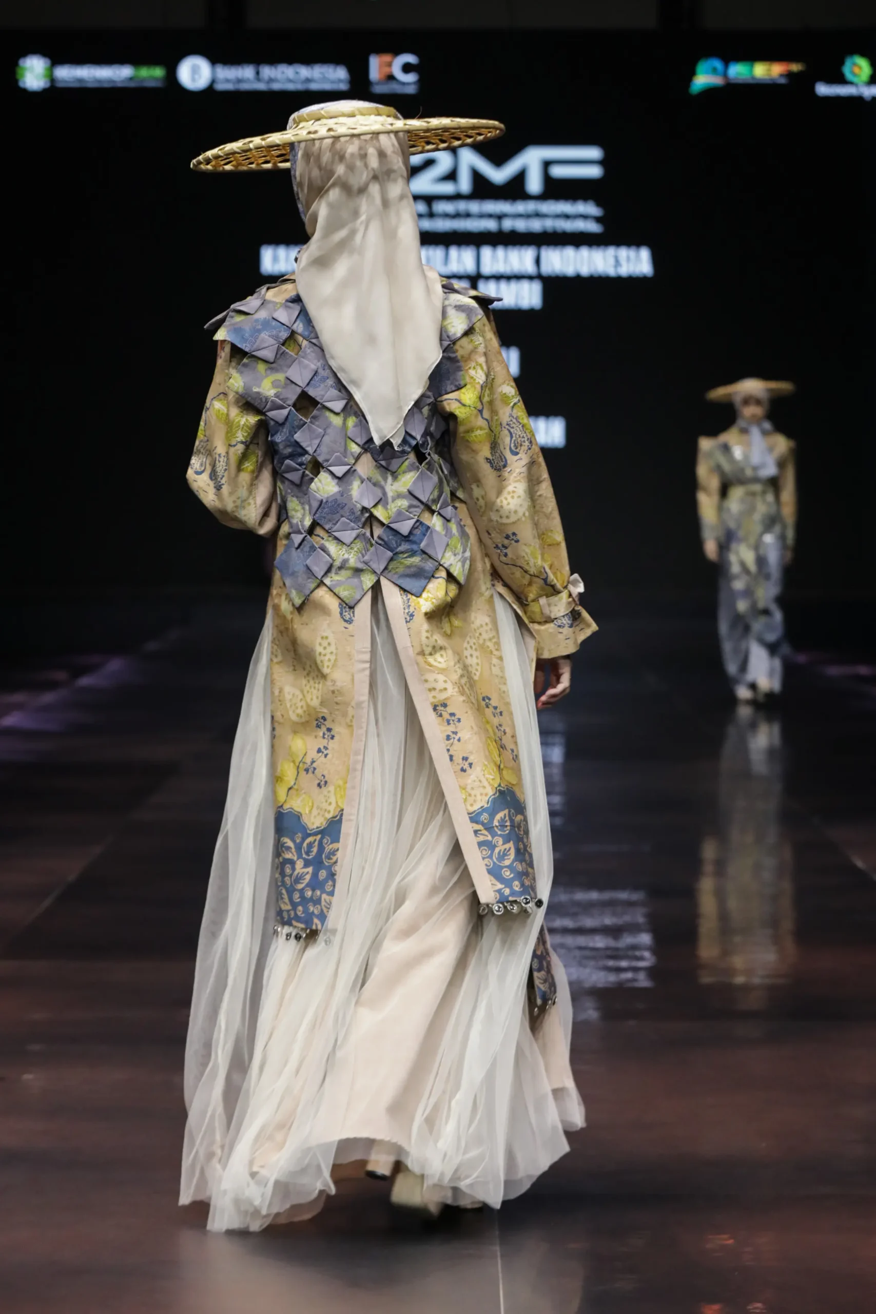 IN2MF - Look 2 - Gambar 4