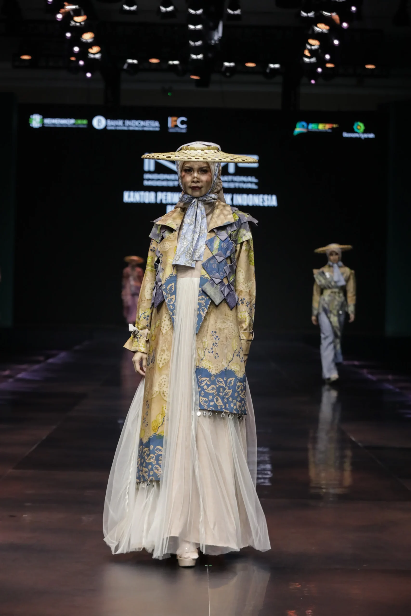 IN2MF - Look 2 - Gambar 3