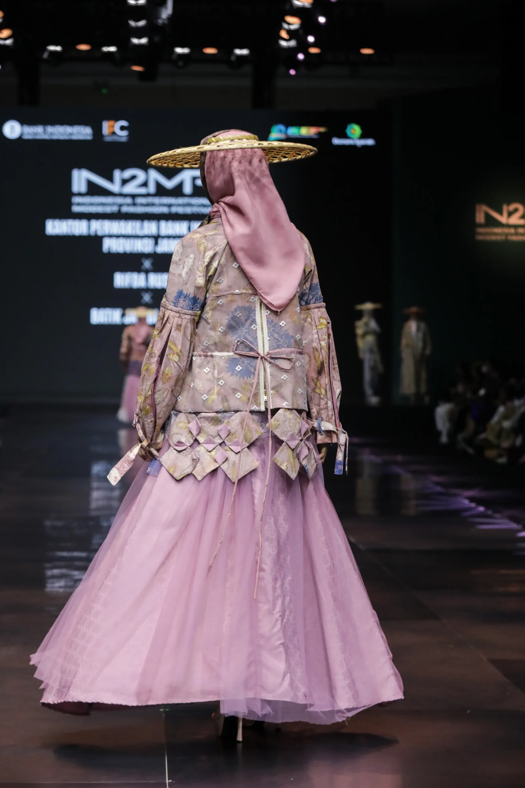 IN2MF - Look 3 - Gambar 4