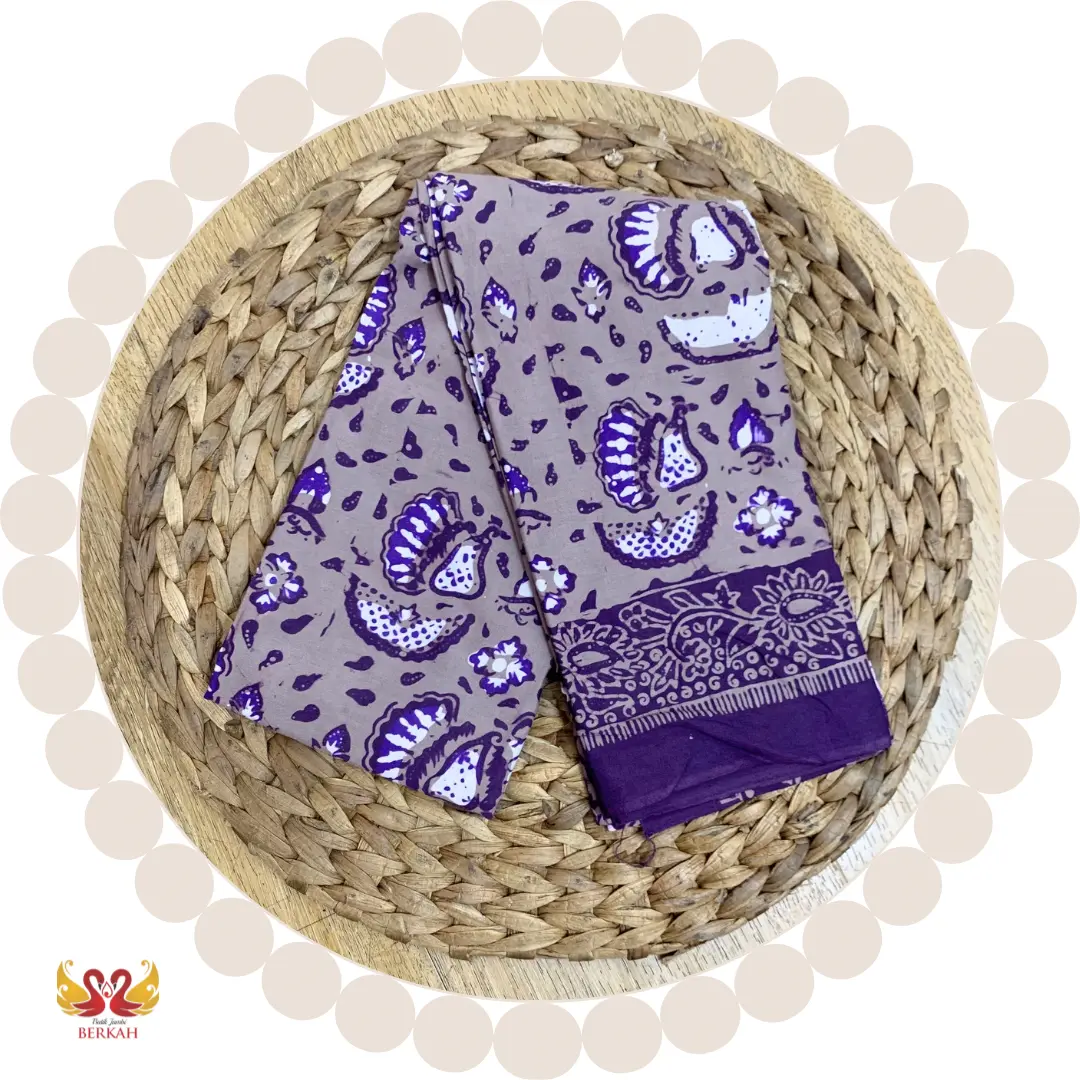 Motif Kuau Berhias