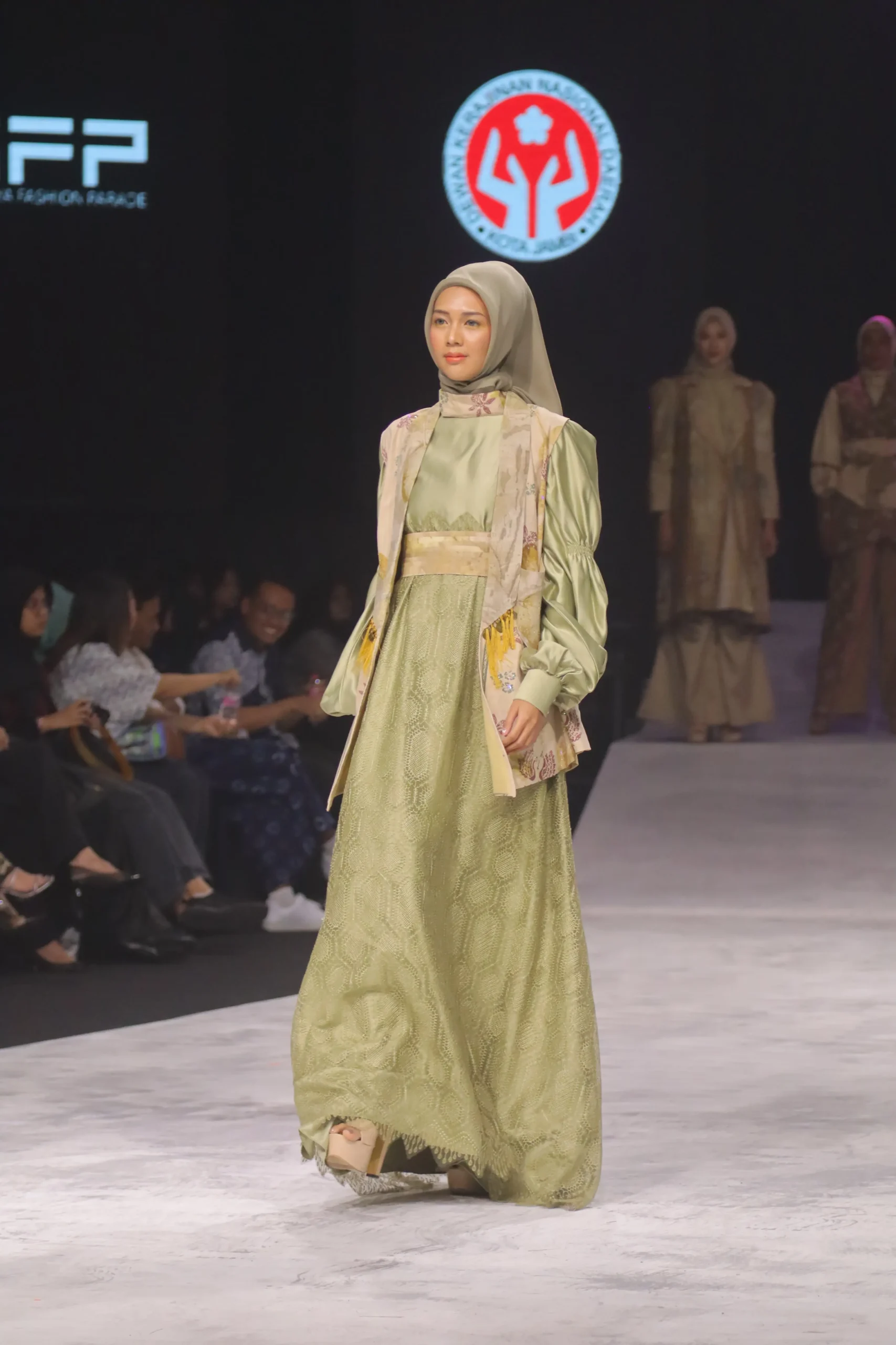 SFP - Look 7 - Gambar 2