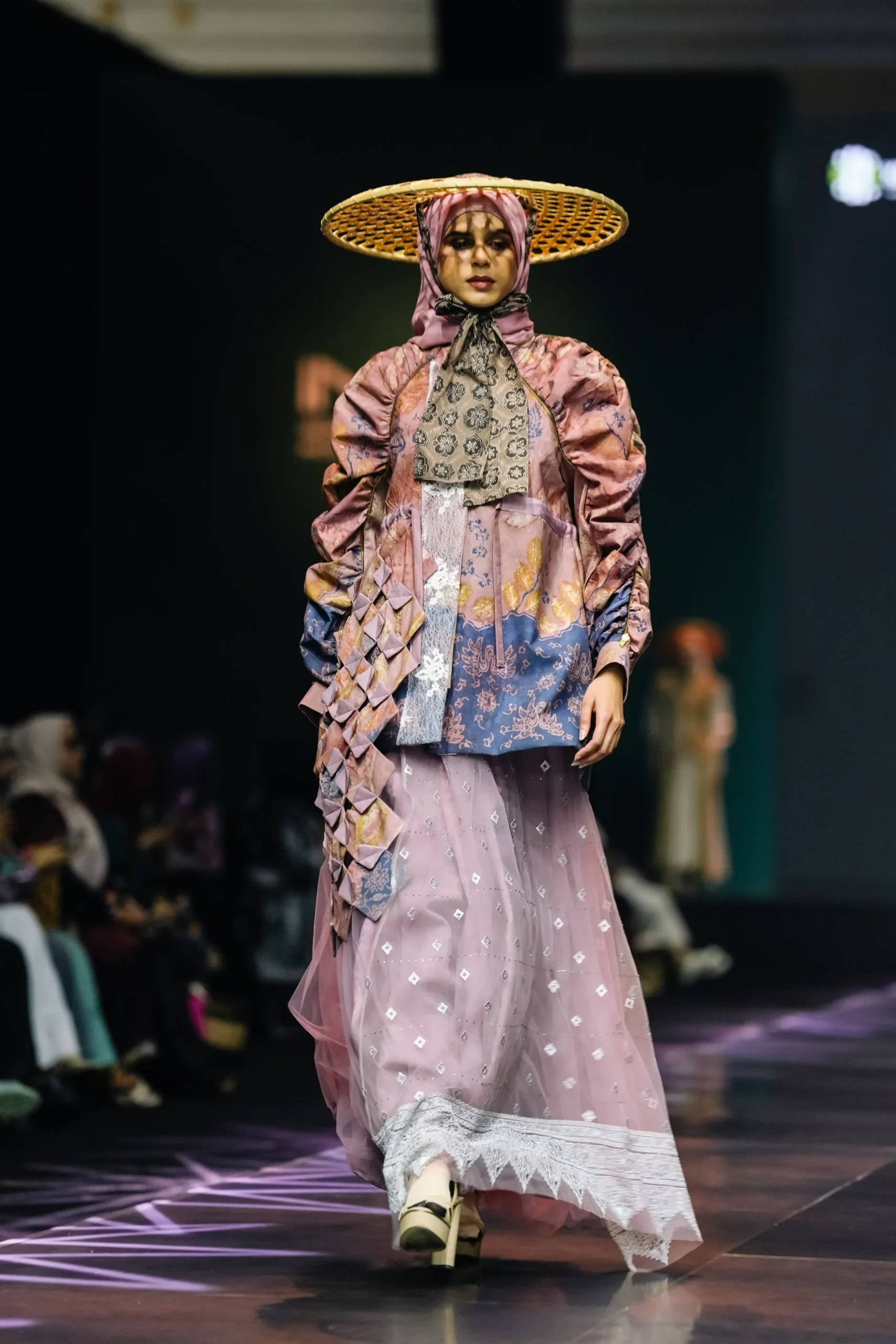 IN2MF - Look 9 - Gambar 4