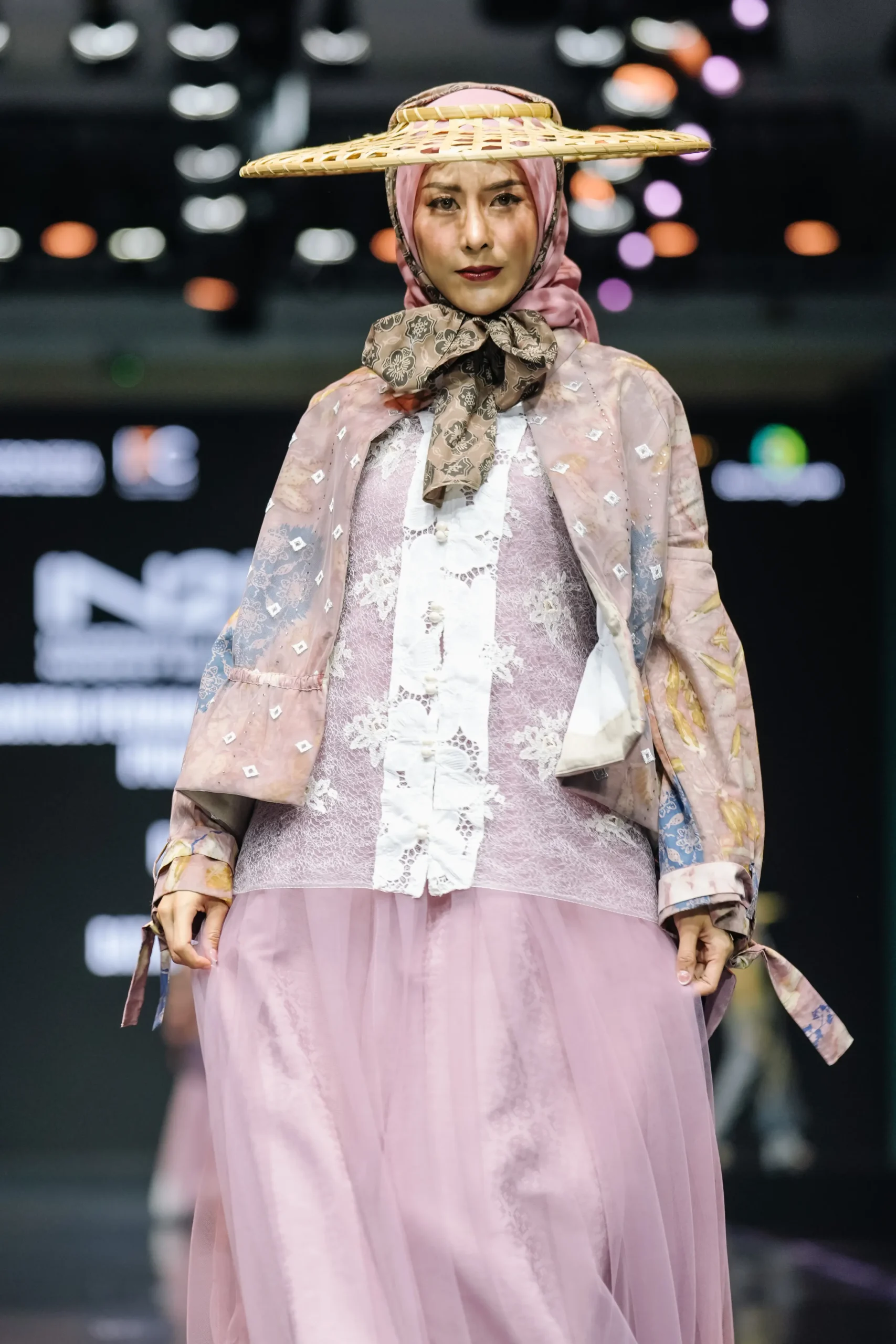 IN2MF - Look 10 - Gambar 4