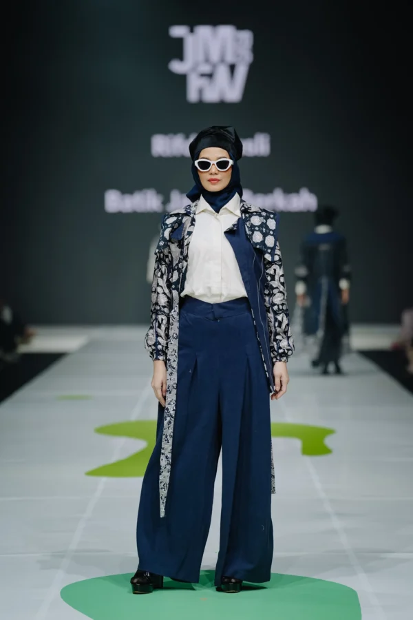 Dara Melayu - Look 4